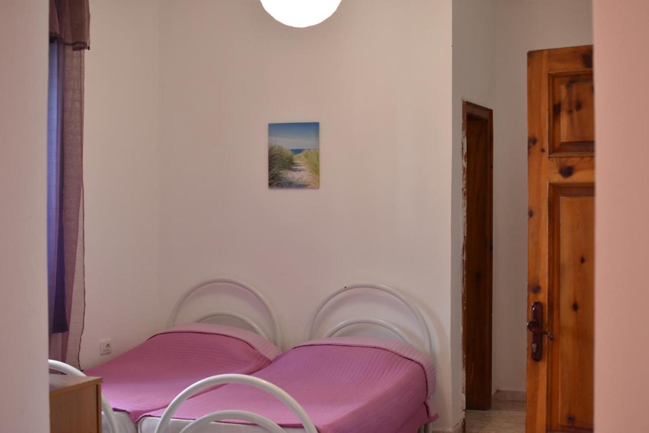 Private Apartment At Guest House Hektor & Aferdita Vlorë Buitenkant foto